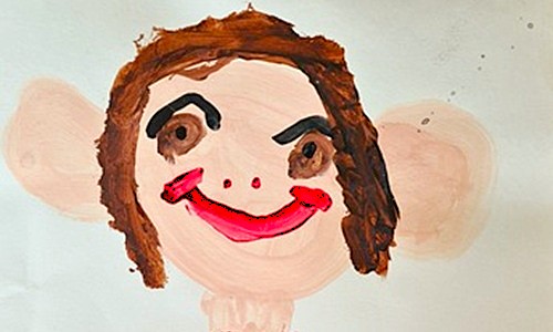 Bild eines Kopfes gemalt von einem kleinen Kind